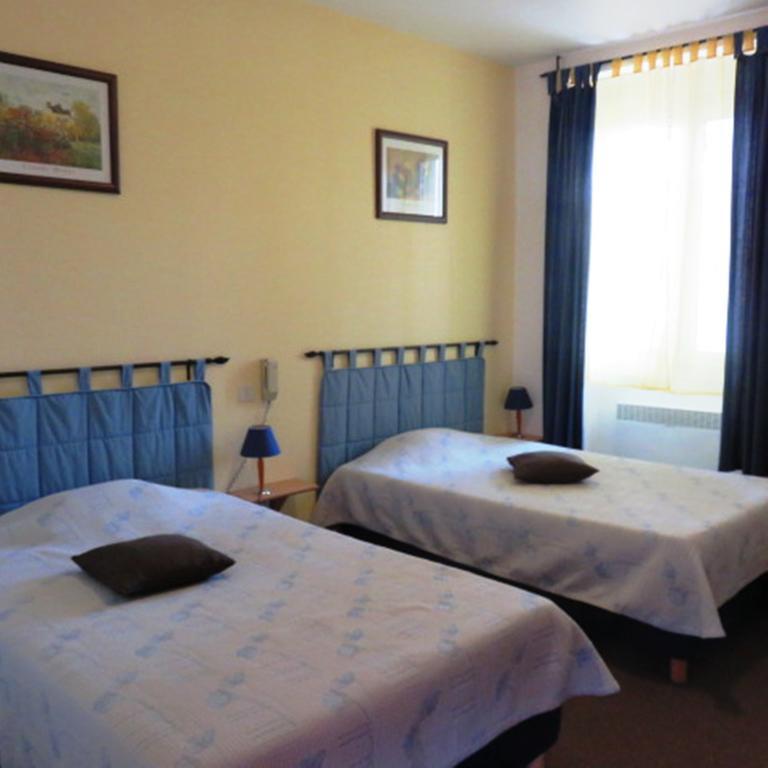 Le Relais Du Pont De Rhodes Hotel Frayssinet Kamer foto