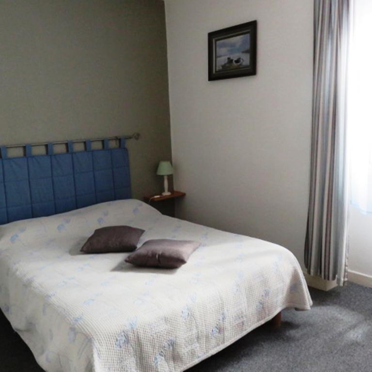 Le Relais Du Pont De Rhodes Hotel Frayssinet Kamer foto