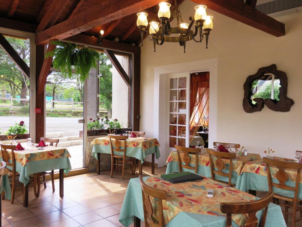 Le Relais Du Pont De Rhodes Hotel Frayssinet Buitenkant foto